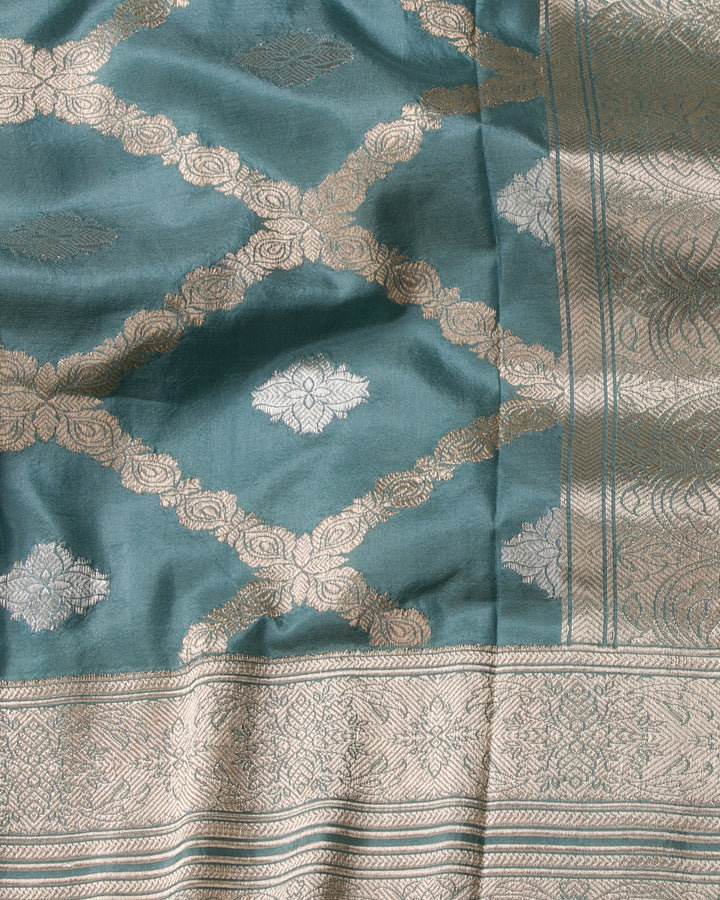 William Green Pure Zari  Kadwa Katan Silk Banarasi Saree with Gold Meenakari Border - A10