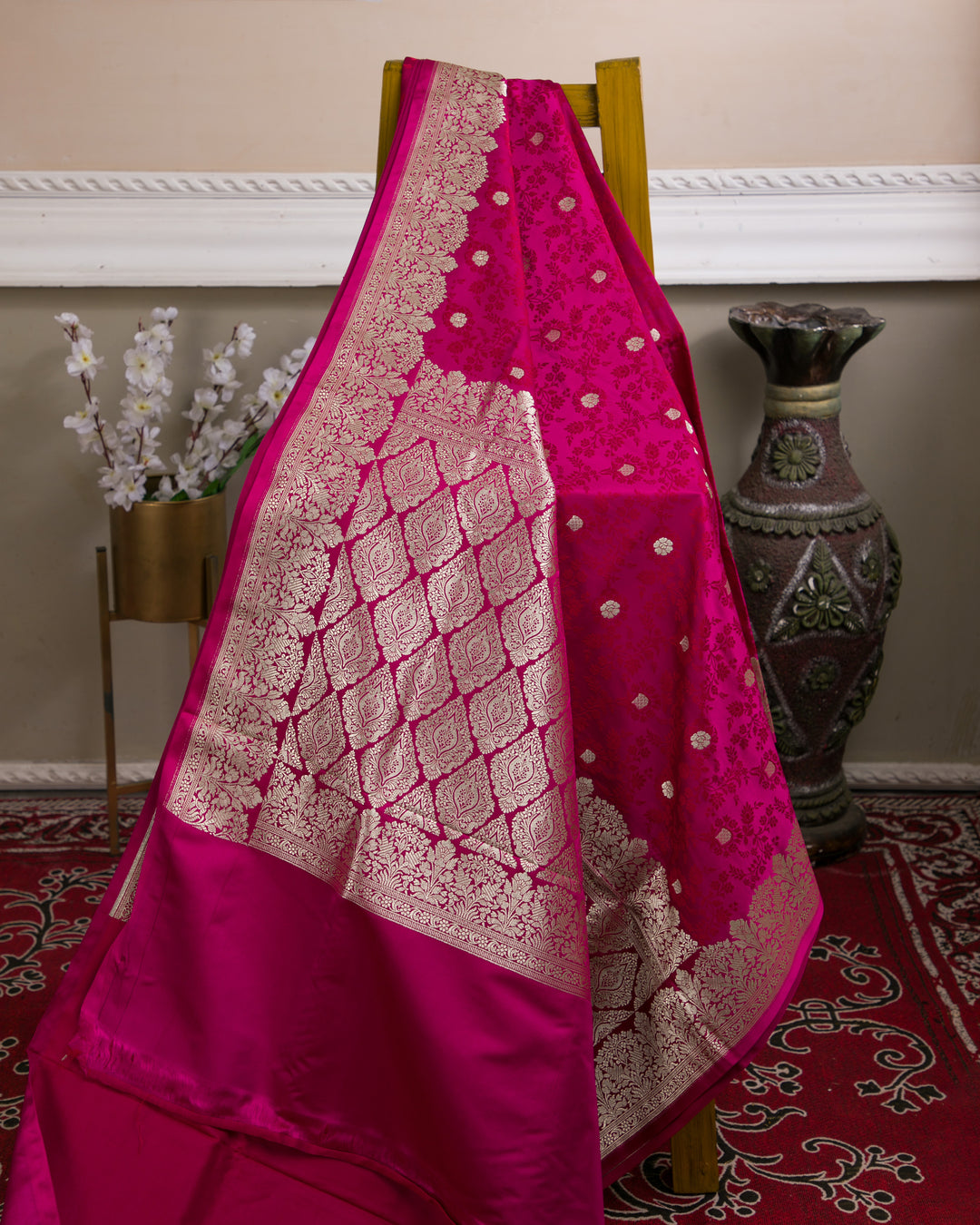 Vibrant Fuchsia Mashru Handwoven Banaras Silk Saree with Intricate Floral Zari Border - D01