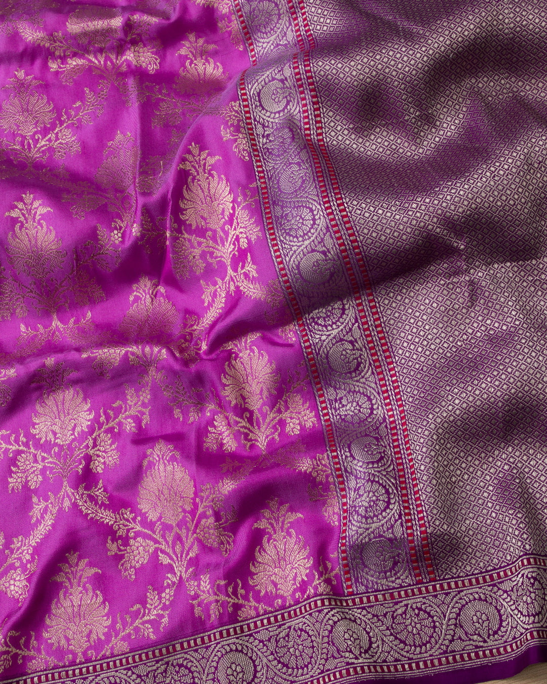 Magenta Handloom Pure Zari Banarasi Ektara Silk Saree - A58 - View 4