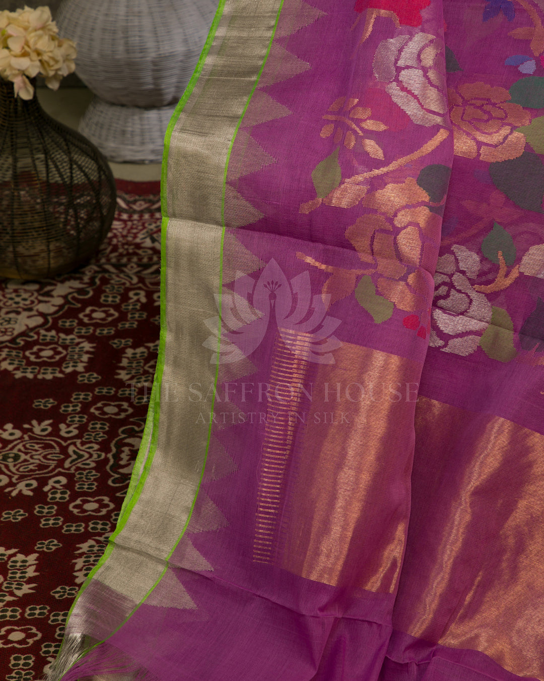 Royal Lavender Jamdani Saree with Virndhavan Jaal and Pure Zari Border - B74